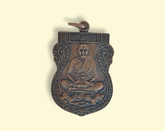 Lp Pern Tiger Buddhist Monk Pendant | Amulet Powerful Protection Danger | Magic Muay Thai Fighter Talisman Bronze Pendant | Jade Pendant