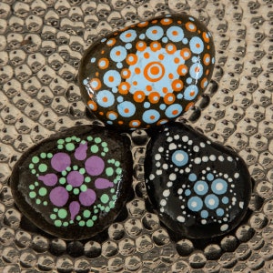 ELEGANT PAINTED ROCKS set of 3 hand-painted rocks in dot patterns! Terrific decoration to bring color to any location. Shipping included.
