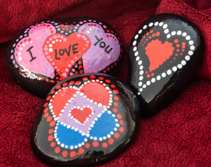 Set of 3 Romantic Painted Rocks With Hearts and a Message of Love ...