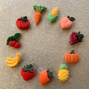 Imanes de frutas y verduras para nevera / 11 piezas / Juego de imanes de nevera coloridos con temática de comida / Pequeños regalos / Decoración para el hogar y la cocina