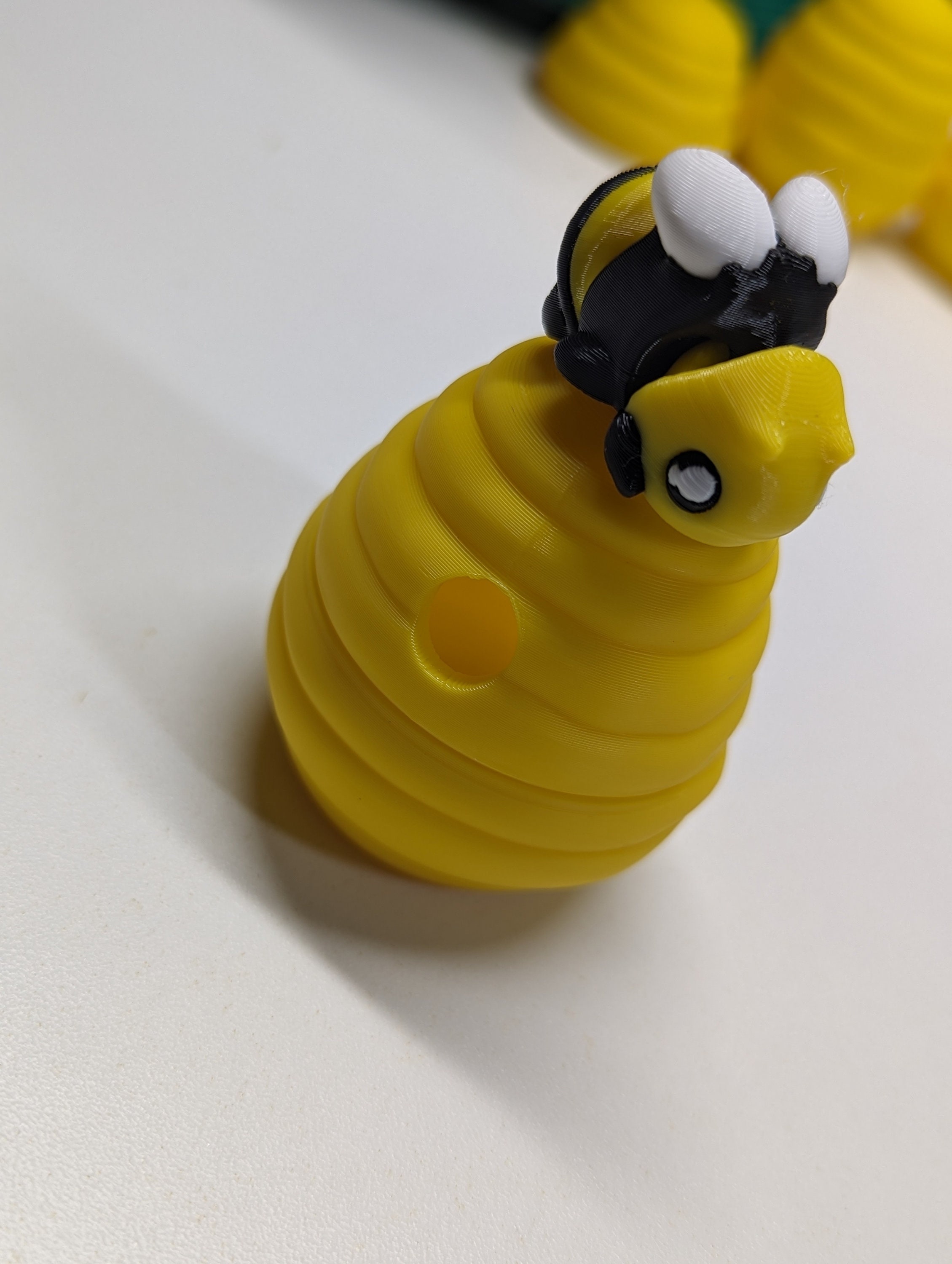 3D Printed Bumble Bee With Hive - Etsy