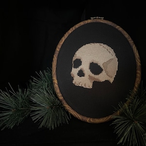 Old Skull Cross Stitch, Skull Stitch, Gothic Skull Cross Stitch Digital Pattern