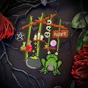 Frog&#39;s Apothecary, Witchy Frog Potion Seller Cross Stitch, Animal Market Forest Magic Cross Stitch Digital Pattern