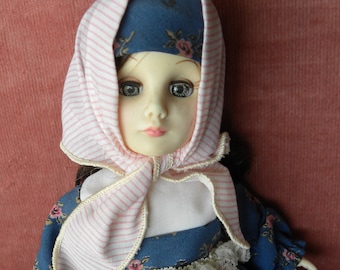 Vintage Effanbee 1976 International Collection 11" Doll It’s A Small World