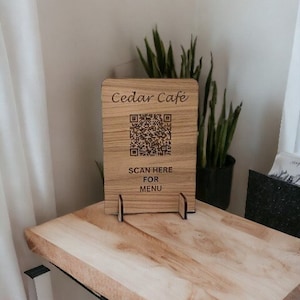 Personalisiertes QR-Code-Holztischschild für Ihr Restaurant, Café, Bar, Teestube, maßgeschneidertes Holztischschild mit QR-Code Ihrer Wahl
