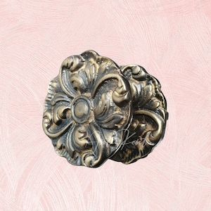 Door Knob, Vintage Style Flower Door Knob, Cast Brass Door Knob, Antique Brass Dummy Door Knob, Door Hardware, Unique Door Pull Handle