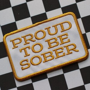 Gestickter Aufnäher | Stolz darauf, nüchtern zu sein | Trucker Hut Patches Nüchternheit Erholung Geschenk Sucht sauber heiter Hoffnung Liebe Selbstfürsorge Positivität