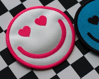 Heart Eyes Smiley - Trippy Embroidered Patch, Trucker Hat Patches, Psychedelic Gifts, Festival Outfits, Embroidery Gifts, Emoji Smiley