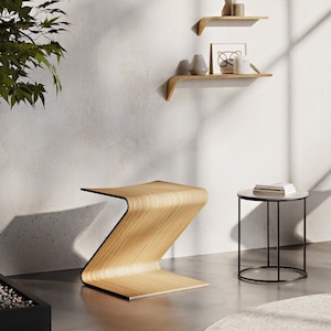 Banquinho de madeira de design. Cadeira de escritório ergonômica, quarto, Sala de estar em estilo moderno, Contemporâneo.