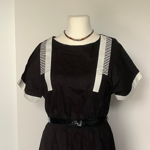 Vintage Kleid aus den 1980er Jahren