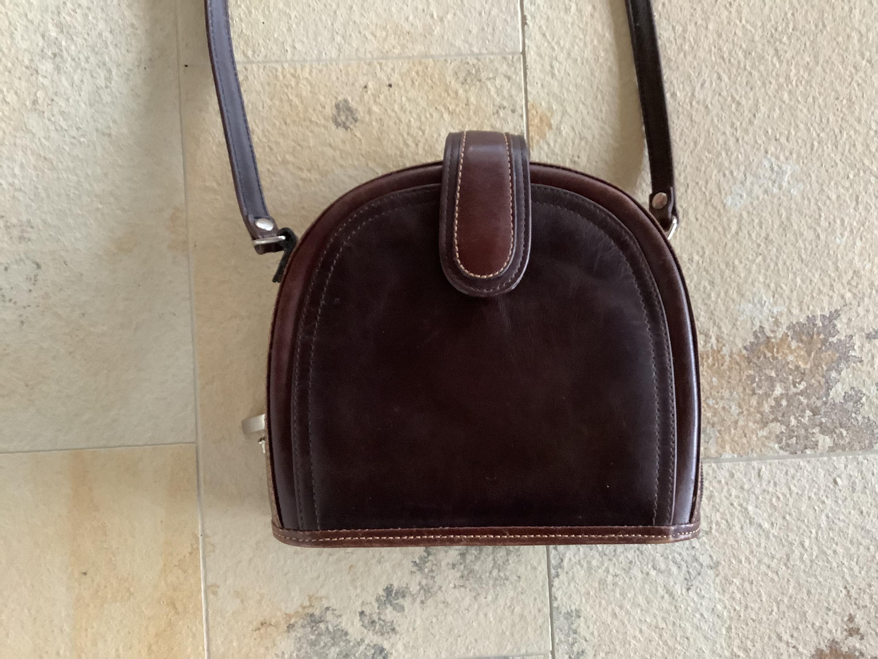 Vintage Y2K OZ Orifaz Argentine Small Leather Backpack Purse Handmade Leather Backpack with Traditional Embossed Motifs  main image 4