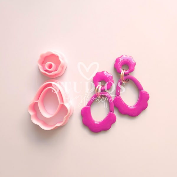 Florale Polymer Clay Ausstechform Ohrring Set ohne Bohrer ""Fleur"" von Sylhouette Studios."