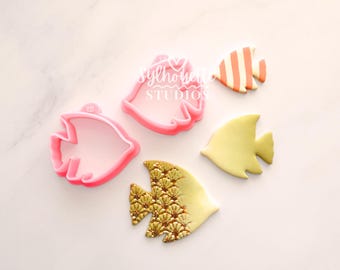 Emporte-pièce en forme de poisson papillon en pâte polymère : boucles d'oreilles estivales et outil de fabrication de bijoux