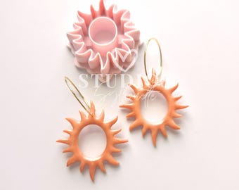 Emporte-pièce à découper ovale soleil en pâte polymère : thème céleste de l'été