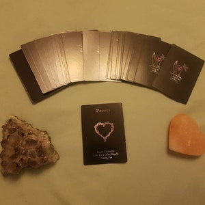 Quali sono i loro sentimenti attuali? Una carta Amore oracolo carta pesca. Risposta entro 24 ore (solo settimana lavorativa)