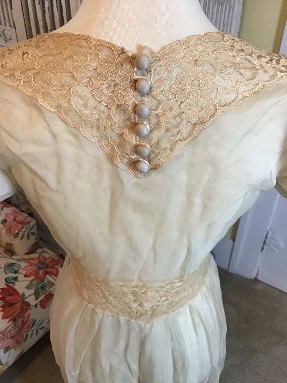 Vintage Cream-colored Silk Chiffon Gown - image 6