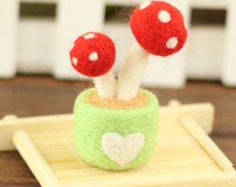 Wool DIY Needlecraft Needlepoint Needle Felted Felting Cute Starter Beginner Kit Handmade Home Décor Decoration Plant Mini, Red Mushroom