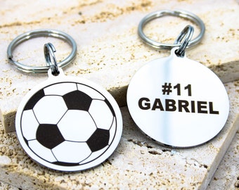 Personalized Footballer Key Ring, Football Jewelry, Football Key Ring, Dad's Birthday, Uncle Gift Idea, Father's Day Gift