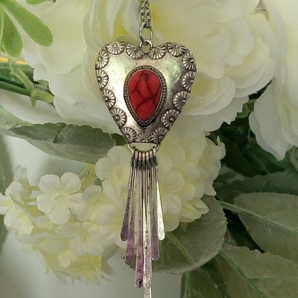 Vintage Style Silver Heart Necklace, Romantic Ruby Jewelry, Love Symbol, Elegant Bridal Jewellery, Anniversary Gift, Boho Chic Pendant