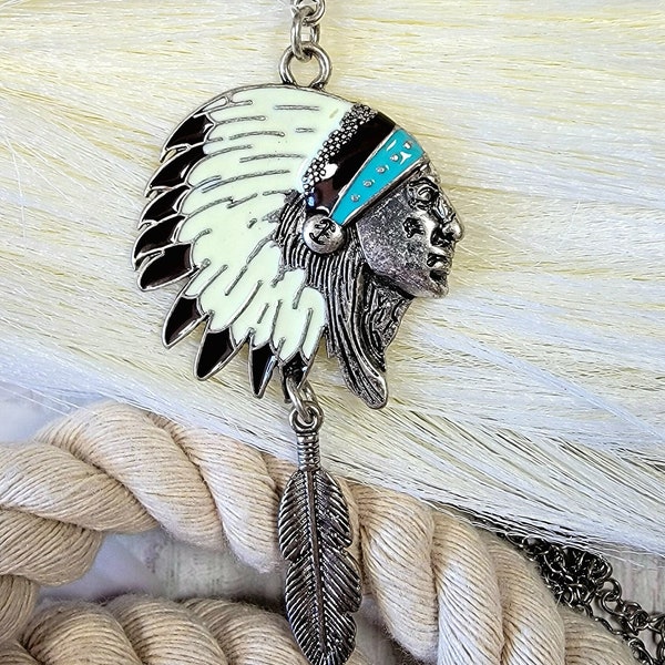 Native American Chief Head Necklace, Indigenous Cultural Headdress Jewelry, Unique Ethnic Inspired Pendant,  Statement Tribal Accessory