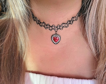 Nostalgic 90s Blood Red Heart Tattoo Choker, Stretchy Rhinestone Necklace, Bold Era Keepsake Jewelry, Passionate Era-Inspired Accessory