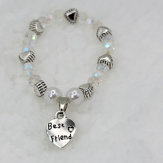 Top Kids Fashion Accessories for Special Occasions: Must-Haves!