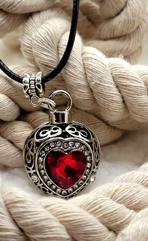 Elegant outlet fashion jewellery