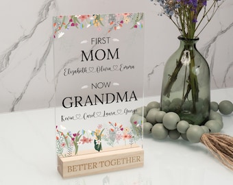 Custom Mom and Grandma Stand with Kids and Grandkids Name, Personalized Mothers Day Gift for Her, Acrylic Display for Her, Unique Mom Plaque