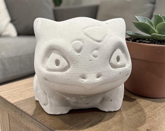 Indoor/Outdoor handmade concrete Bulba planter 5.5 inches tall and 8 inches long