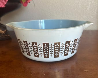 Vintage Pyrex "Gourmet" Promotional Casserole Dish (Model #475-B) produced in the winter of 1961.