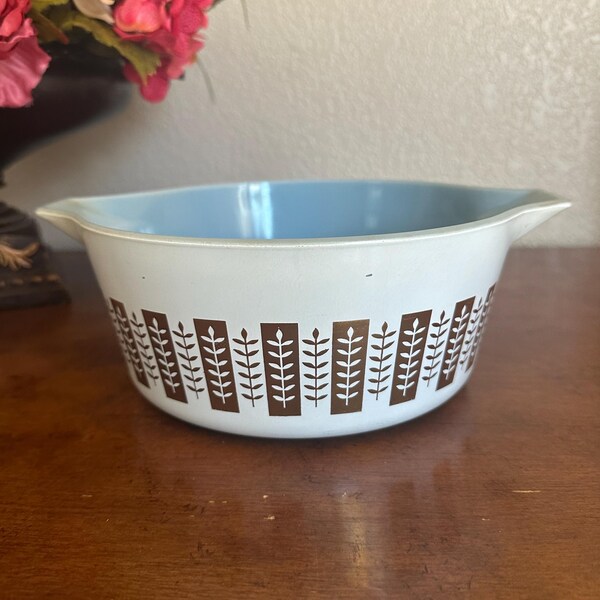 Vintage Pyrex "Gourmet" Promotional Casserole Dish (Model #475-B) produced in the winter of 1961.