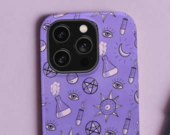 Witchy iPhone 14 Case - MagSafe iPhone 13 Pro Max en Mini Case - Purple Tough Wiccan Phone case - Heidense geschenken met occulte symbolen
