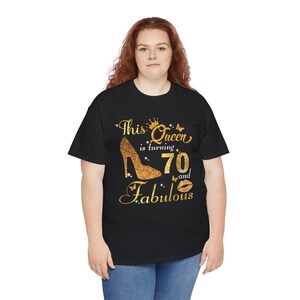 Regalos de 70 cumpleaños para mujeres / Camiseta de 70 cumpleaños / Regalo de cumpleaños personalizado / Hola setenta / 70 y fabuloso / Camiseta de 70 cumpleaños