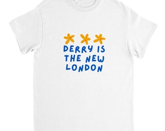 Derry è la nuova T-shirt girocollo unisex di London Funny Derry Saying Heavyweight White Blue
