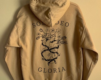 Sudadera con capucha Soli Deo Gloria (vinilo negro) – Sudadera cristiana con corazones y flores