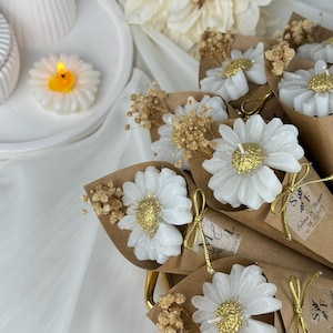 Candela regalo a forma di fiore di margherita, bomboniere con bouquet di candele di fiori, candela a forma di girasole, bomboniere per feste di compleanno per il 40°, 50°, 60°, 80°, 90°, 100° compleanno, regalo di nozze