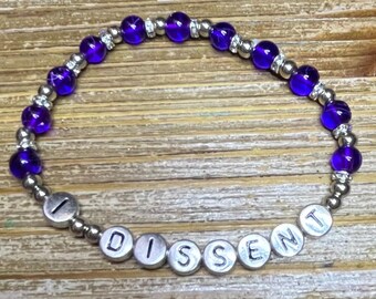 Bracelet de perles violettes « I Dissent » fait main : Bijoux politiques