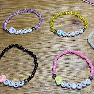 Custom Pet Name Beaded Bracelet Dog Name Memorial Jewelry Cat Name Paw Print Charm