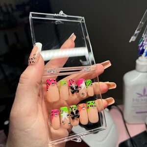 Neon Cheetah Press on nails