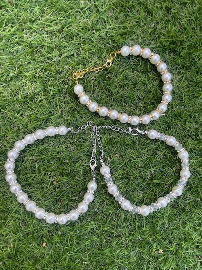 Design options of our 3 types of pearl necklace for cats, dogs, puppies and kittens.