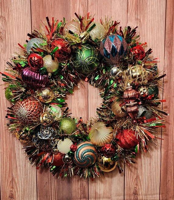 Tinsel wreath discount