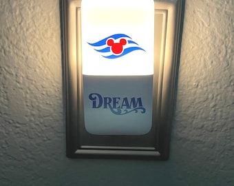 Disney cruise line Dream night light, fish extender, party favor