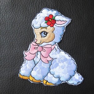embroidered iron-on patch, white sheep, 9 x 10cm
