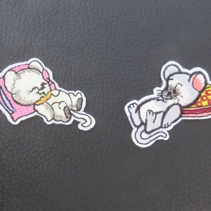 Embroidered iron-on patch, mouse, 2 models