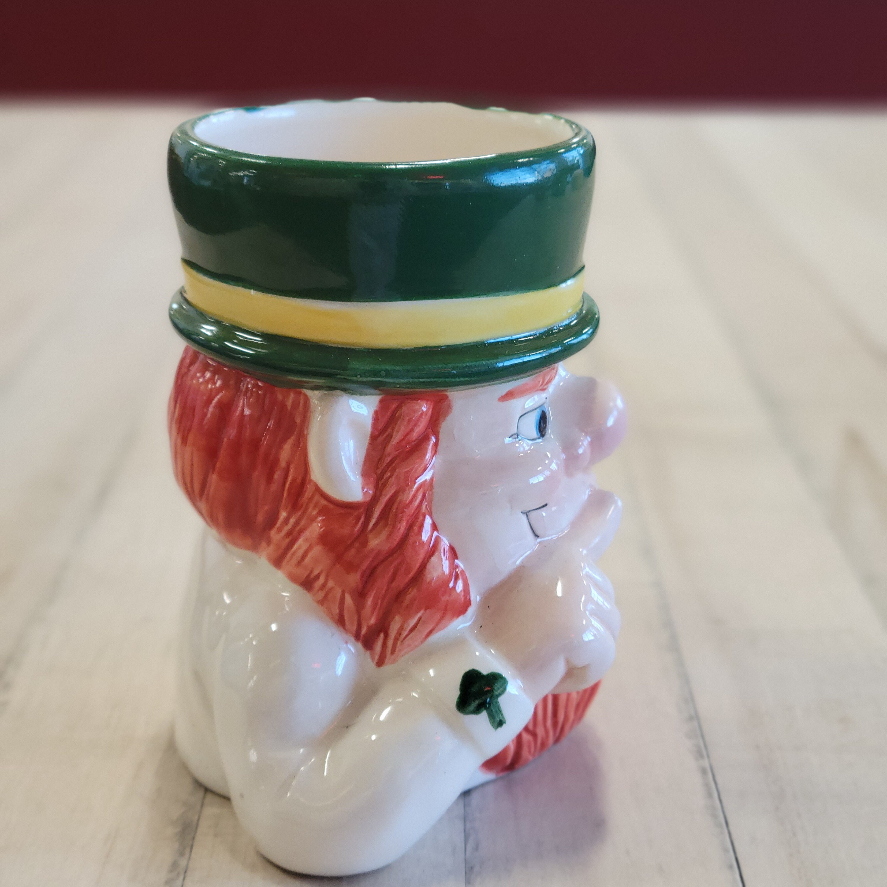 McMurfy Leprechaun Head Mug - Fun Novelty Coffee Mug With "Ireland" Script Inside, Ceramic