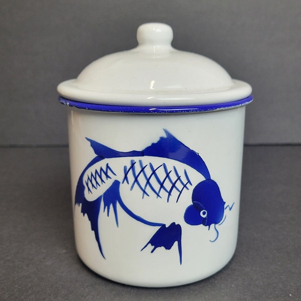 Vintage Butterfly Brand Koi Fish Enamelware Mug with Lid, Cobalt Blue and White 2 Piece Carp Cup, Made in China, 1970s Kitchenware