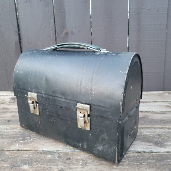 Vintage Aladdin Black Metal Lunch Box with Dome Lid, Ribbed Design with Silver Latches, Metal Holder for Thermos (Not Included), Made in USA