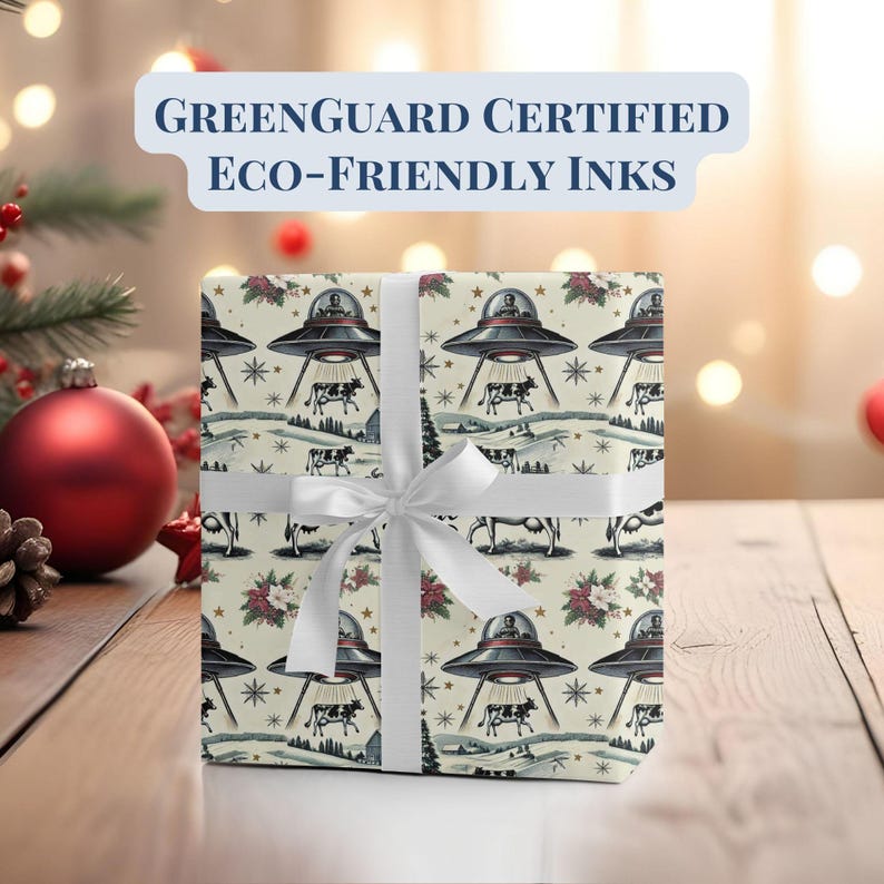 UFO Wrapping Christmas Paper Cow Gift Wrap Christmas Holiday Paper UFO immagine 6