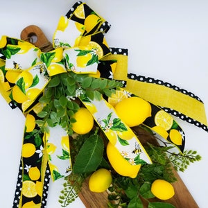 Kitchen Decor, Farmhouse Decoration, Spring, Summer, Housewarming Gift, Lemon&#39;s, Home Decor, Cutting board decor