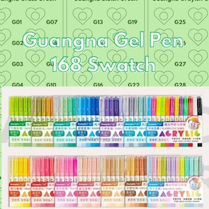 以下が含まれることがあります： Guangnaジェルペンの168色スウォッチチャート。チャートは「グラスグリーン」や「ブルーイッシュグリーン」などの色名でラベル付けされたセクションに分かれています。各セクションには、番号が付けられたハート型のスウォッチがあります。ペンは行に配置されています。